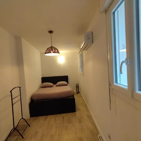 Au 47 Apartment *